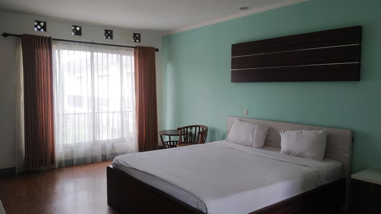 Puncak Village Hotel & Kampung Main Anak Gadok Exterior foto
